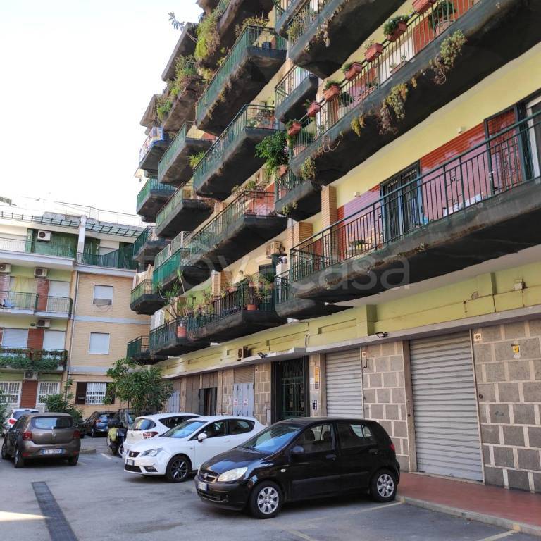 appartamento in vendita a Napoli in zona Soccavo