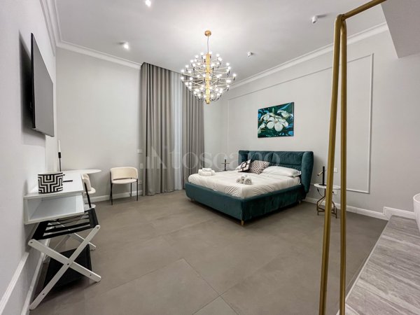 appartamento in vendita a Napoli in zona Pendino / San Giuseppe