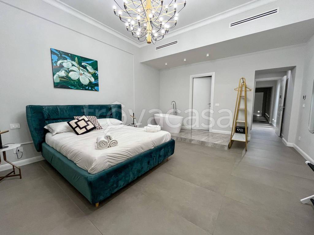 appartamento in vendita a Napoli in zona Pendino / San Giuseppe