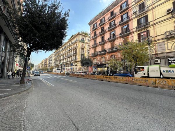 appartamento in vendita a Napoli in zona Pendino / San Giuseppe