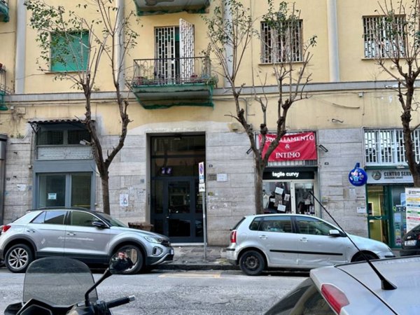 appartamento in vendita a Napoli in zona Arenella