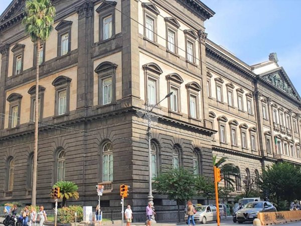 appartamento in vendita a Napoli