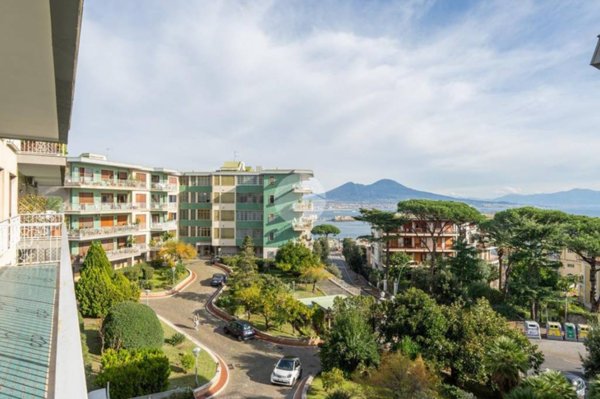 appartamento in vendita a Napoli in zona Posillipo