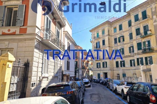 appartamento in vendita a Napoli in zona Fuorigrotta