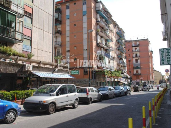 appartamento in vendita a Napoli in zona Fuorigrotta