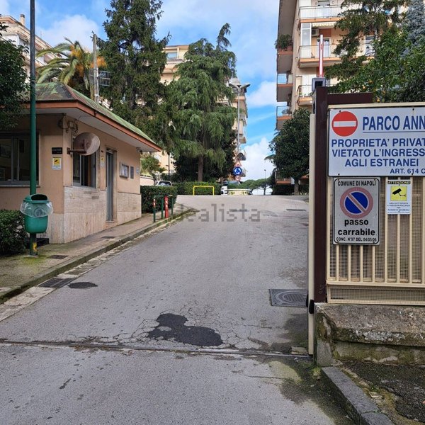 appartamento in vendita a Napoli in zona Piscinola