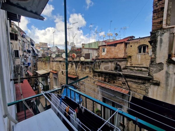 appartamento in vendita a Napoli in zona Montecalvario
