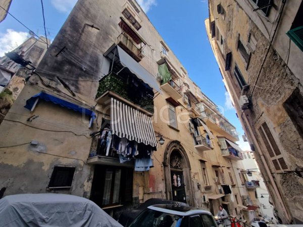 appartamento in vendita a Napoli in zona Montecalvario