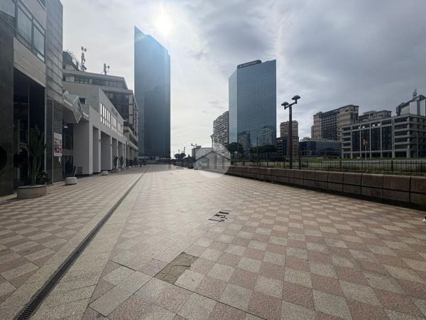 ufficio in vendita a Napoli in zona Vicaria