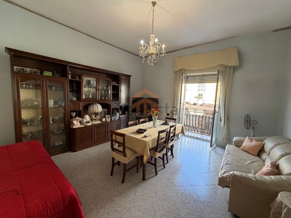 appartamento in vendita a Napoli in zona San Ferdinando
