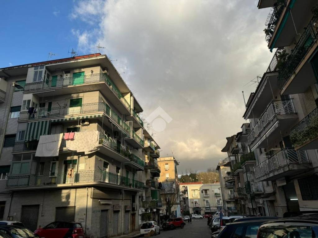 appartamento in vendita a Napoli in zona Capodichino