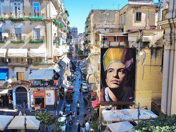 appartamento in vendita a Napoli in zona Pendino / San Giuseppe