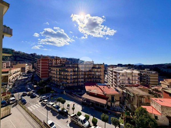 appartamento in vendita a Napoli in zona Fuorigrotta