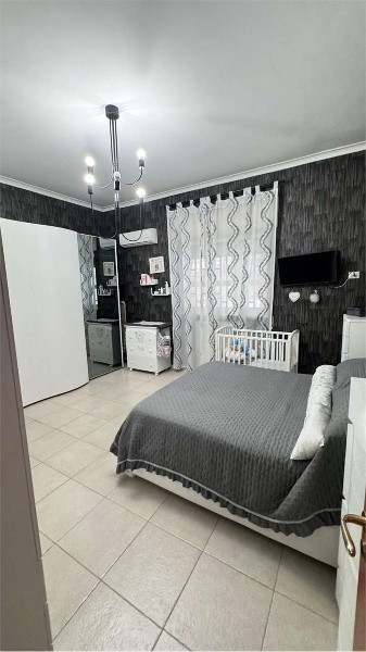 appartamento in vendita a Napoli in zona Fuorigrotta