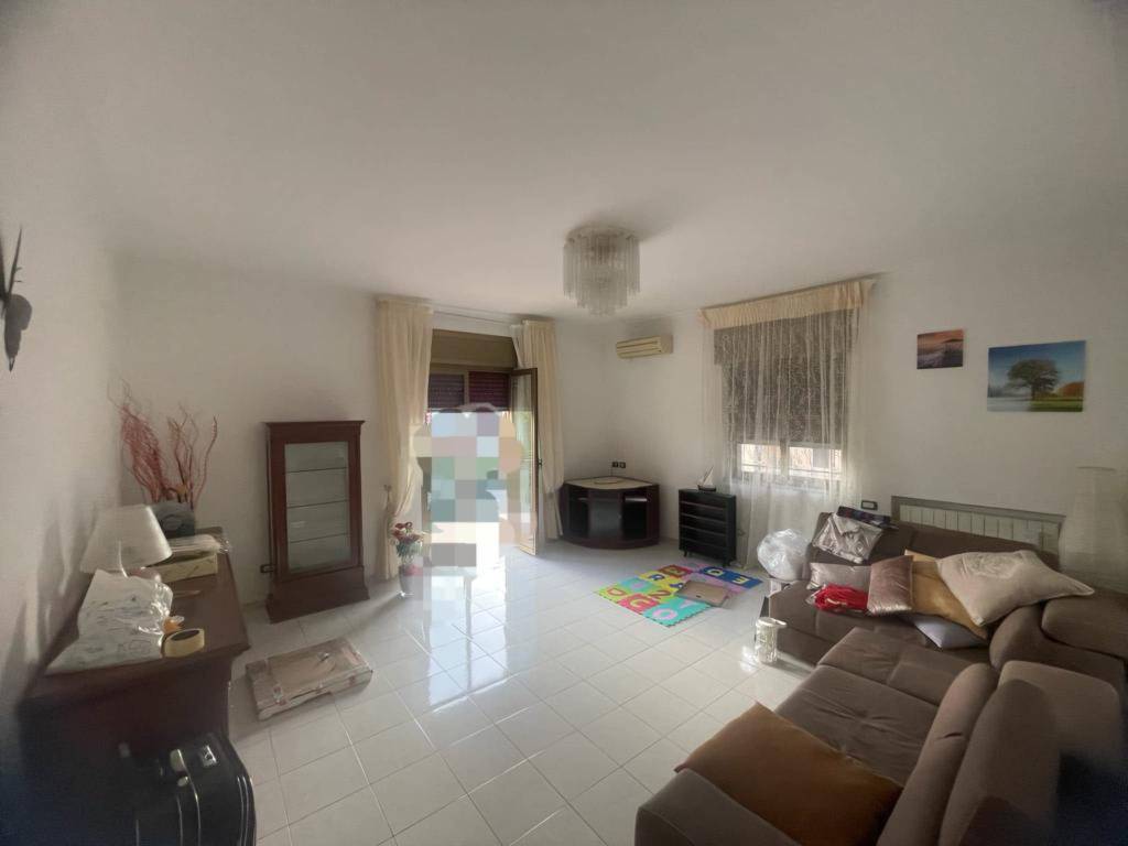 appartamento in vendita a Napoli in zona Pianura