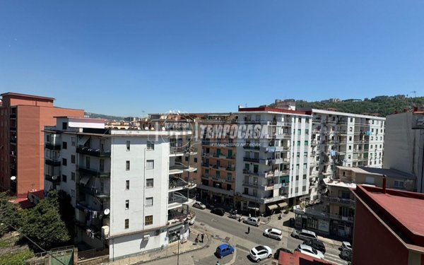 appartamento in vendita a Napoli in zona Fuorigrotta
