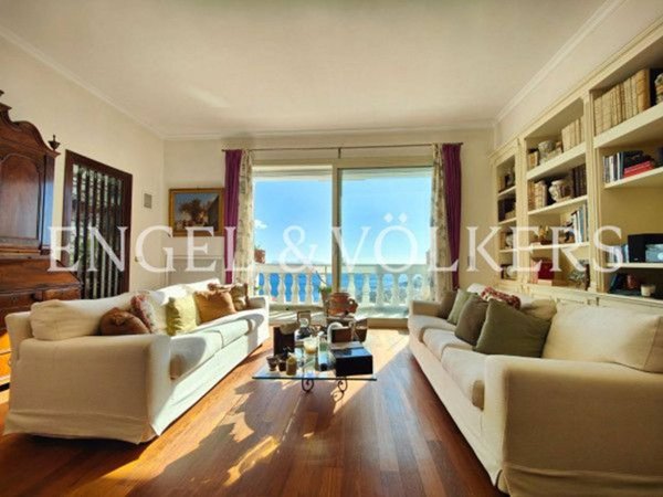 appartamento in vendita a Napoli in zona Vomero