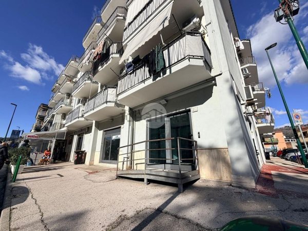 appartamento in vendita a Napoli in zona Pianura