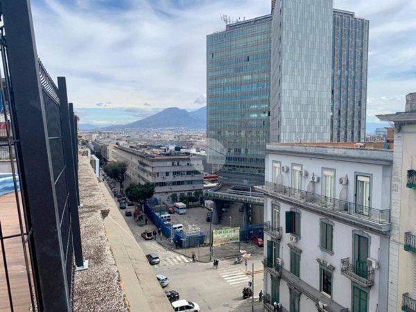 appartamento in vendita a Napoli in zona Vicaria