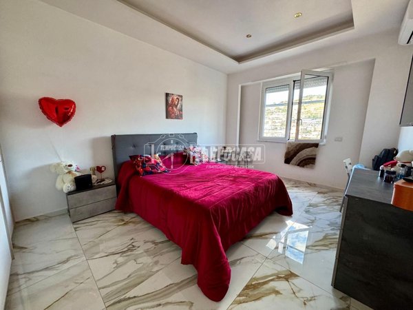 appartamento in vendita a Napoli in zona Bagnoli