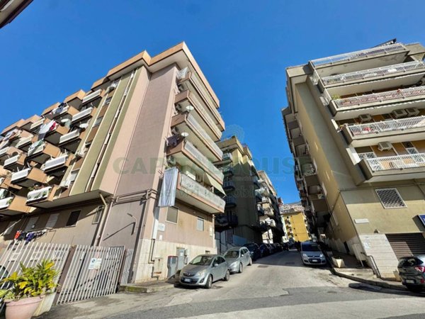 appartamento in vendita a Napoli in zona Bagnoli