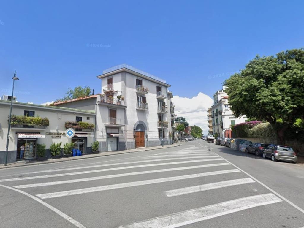 appartamento in vendita a Napoli in zona Posillipo