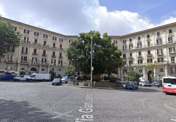 appartamento in vendita a Napoli in zona Vomero