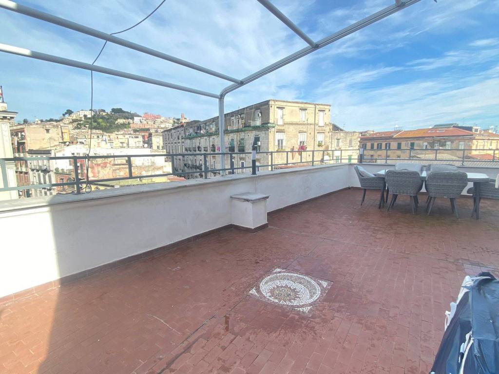 appartamento in vendita a Napoli