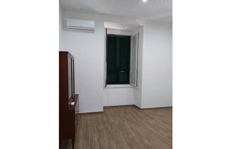 ufficio in vendita a Napoli in zona Poggioreale