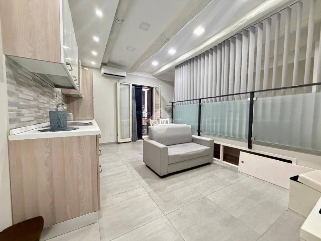 appartamento in vendita a Napoli