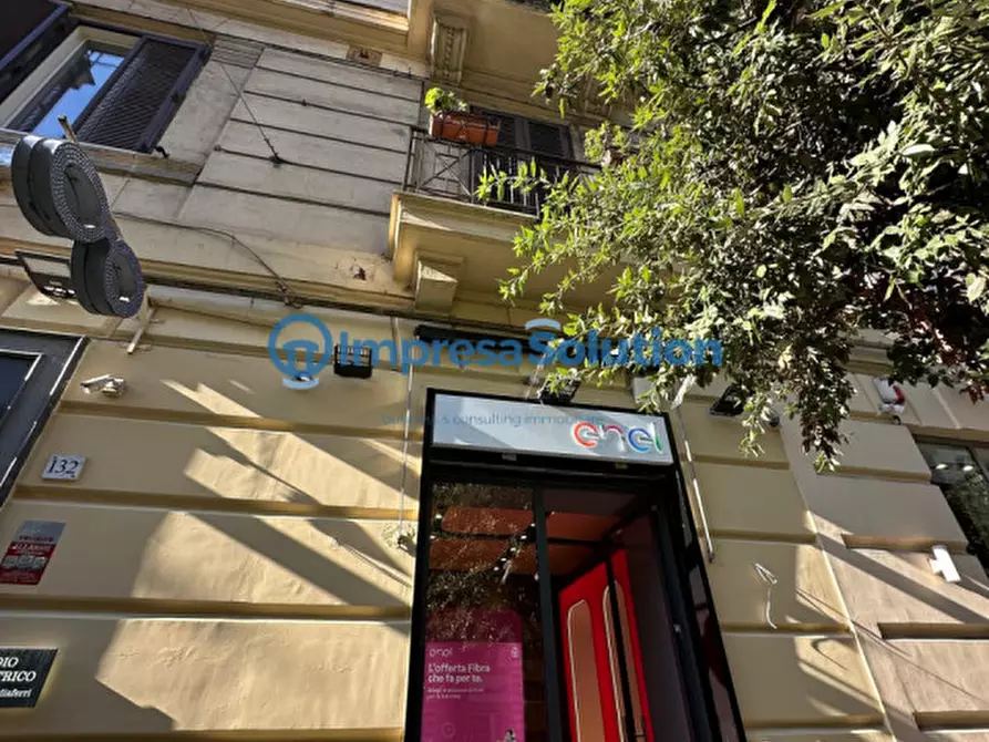 negozio in vendita a Napoli in zona Pendino / San Giuseppe