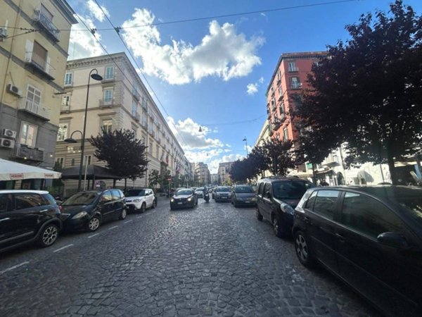 monolocale in vendita a Napoli in zona Mercato