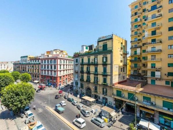 appartamento in vendita a Napoli in zona Stella