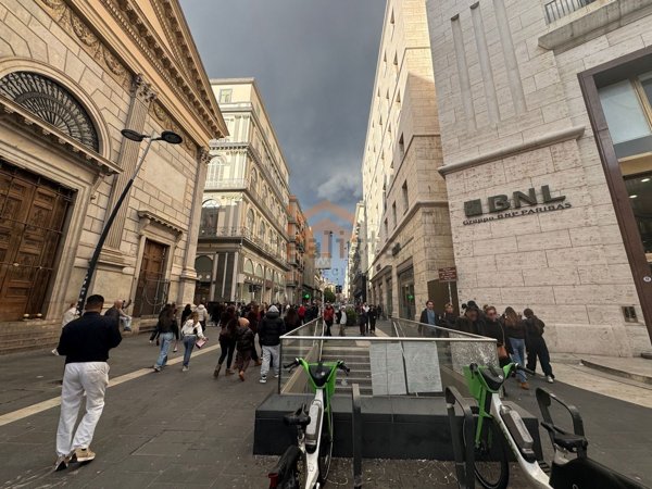 appartamento in vendita a Napoli