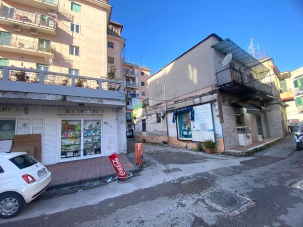 appartamento in vendita a Napoli in zona Soccavo