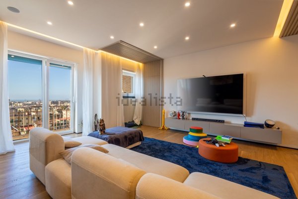 appartamento in vendita a Napoli in zona Fuorigrotta