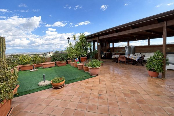 appartamento in vendita a Napoli in zona Chiaiano