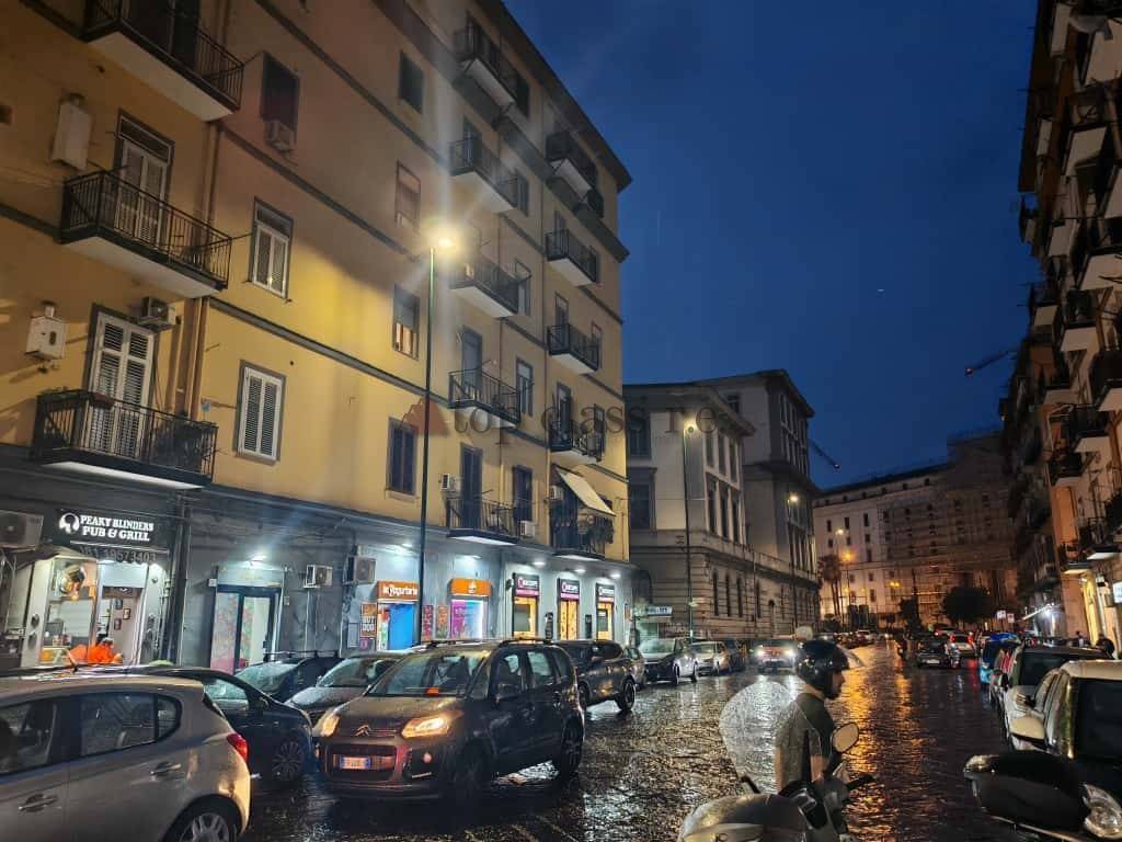 negozio in vendita a Napoli