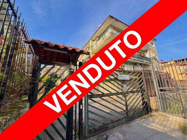 appartamento in vendita a Napoli in zona Piscinola
