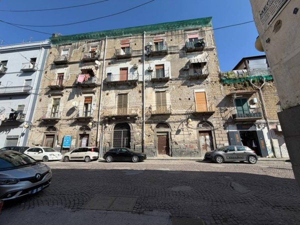 appartamento in vendita a Napoli in zona Barra
