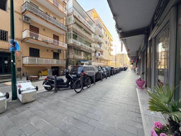 appartamento in vendita a Napoli in zona Pianura