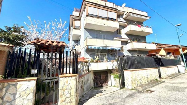 appartamento in vendita a Napoli in zona Chiaiano