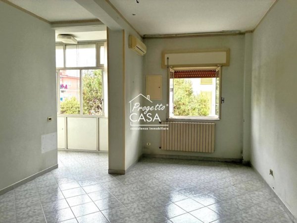 appartamento in vendita a Napoli in zona Barra