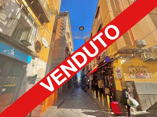 appartamento in vendita a Napoli in zona Stella