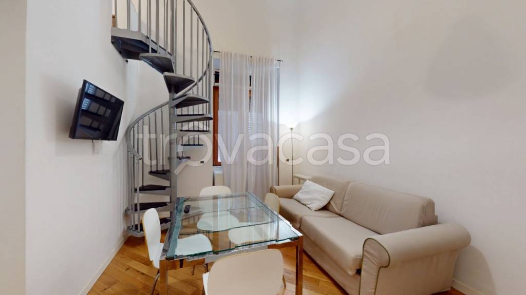 quadrivano in vendita a Napoli in zona Mercato