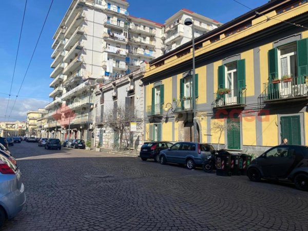 locale di sgombero in vendita a Napoli in zona San Giovanni a Teduccio