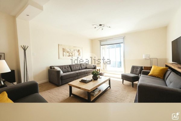 appartamento in vendita a Napoli in zona Mercato