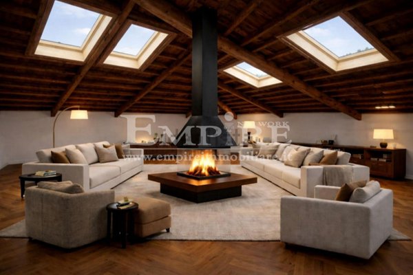 appartamento in vendita a Napoli in zona San Lorenzo