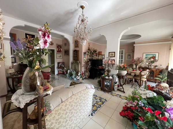 appartamento in vendita a Napoli in zona Posillipo