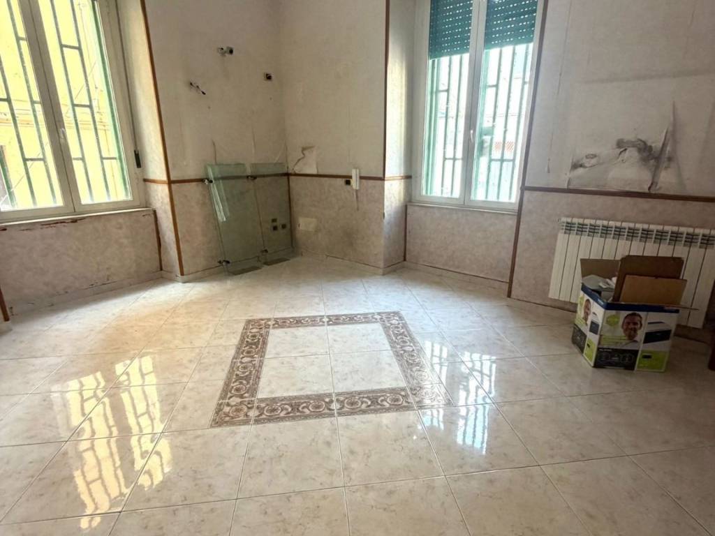 appartamento in vendita a Napoli in zona Bagnoli